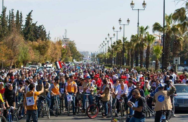 Damasco: la rivoluzione silenziosa delle donne in bicicletta     